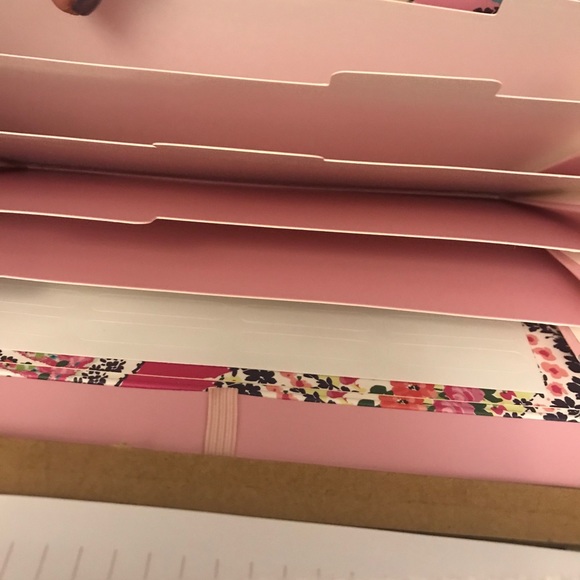 Vera Bradley Market Organizer- Wildflower Fuchsia - Picture 7 of 8